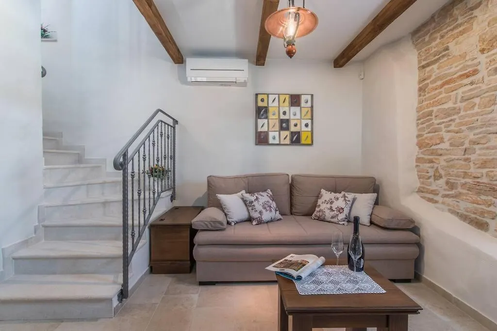 Heritage Villa Croc Buje