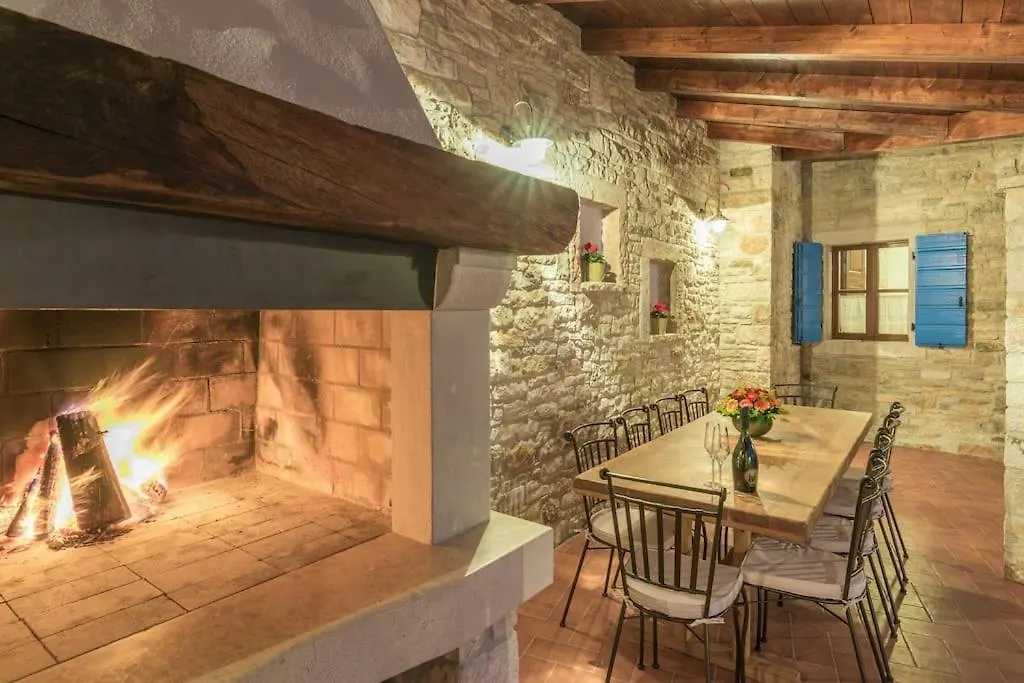 Heritage Villa Croc Buje Croacia
